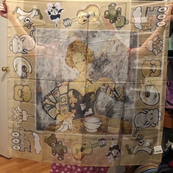 🧣Moschino Cheap and Chic silk scarf 🧣 - Picture 2 of 12